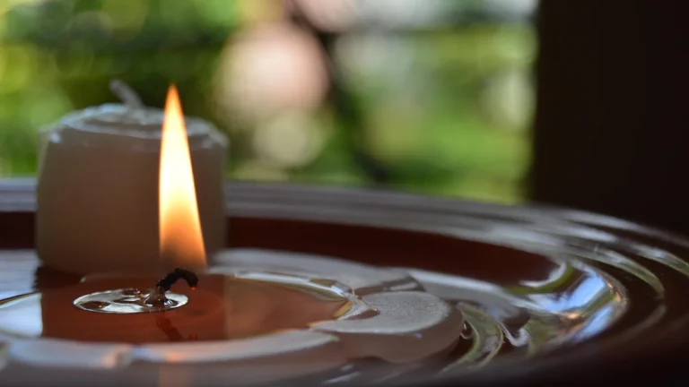 Wosk Yankee Candle Egyptian Musk: piżmowy zapach i kominek