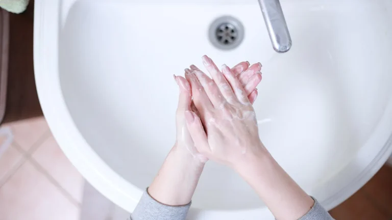 Antybakteryjny żel do rąk CleanHands: kiedy i jak go używać