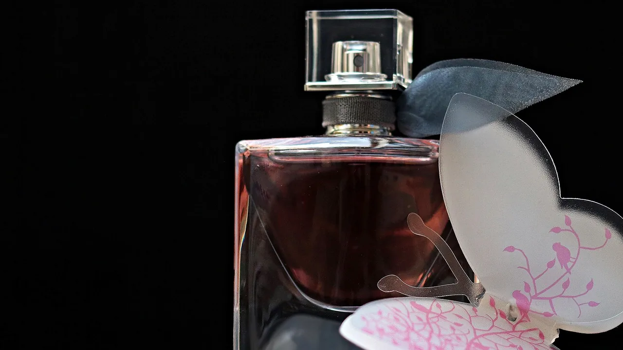 Jak przechowywać perfumy, żeby nie straciły zapachu