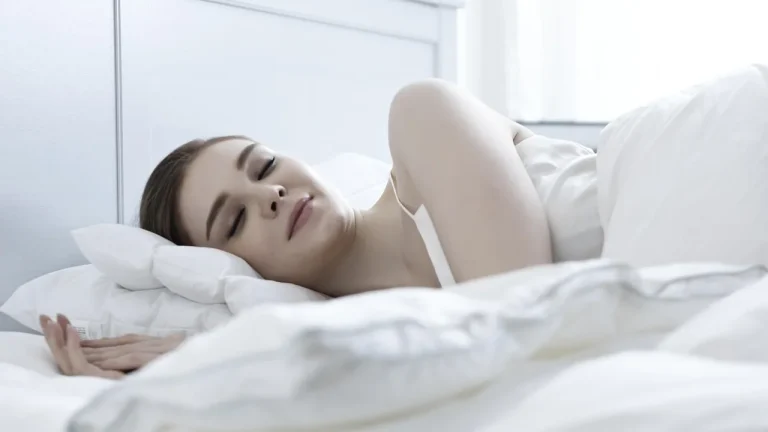 Kremy Sensilis Skin Delight i B-Respect: pielęgnacja zmęczonej cery